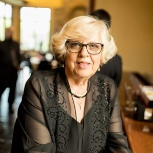 Meet your Posher, Debra